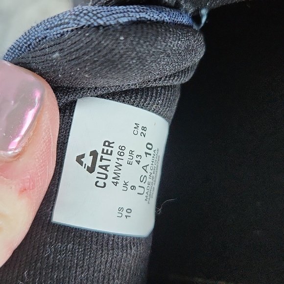 Men's Cuater Blueish Gray Sneakers, size 10 - Picture 3 of 4